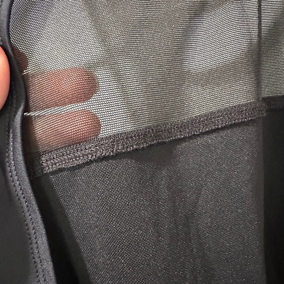 ANNE COLE ‼️NEW‼️ Elegant Black One-Piece Swimsuit - Picture 5 of 9